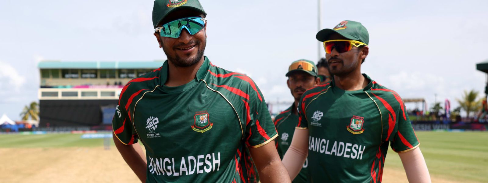Bangladesh close in on second round spot